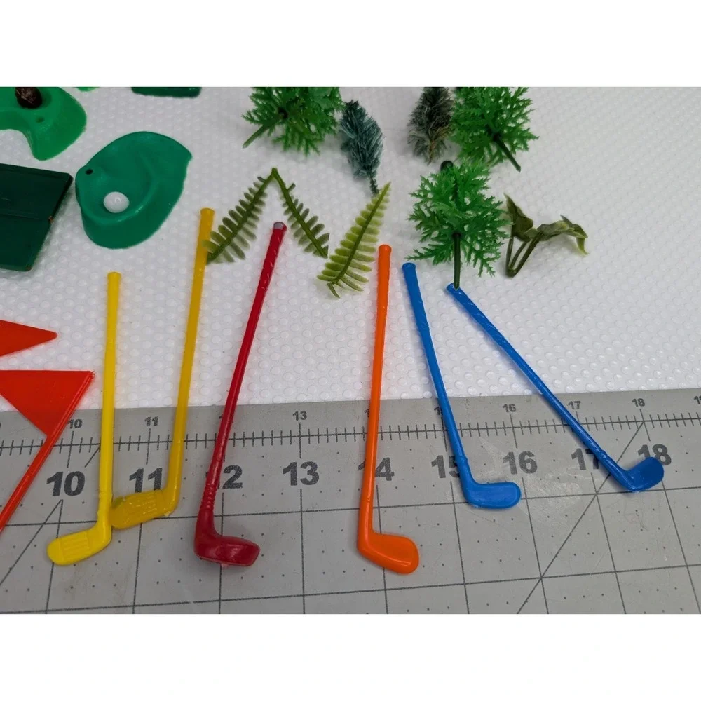 Plastic Golfer Golf Clubs Flags Greens Vintage Lot Cake Toppers